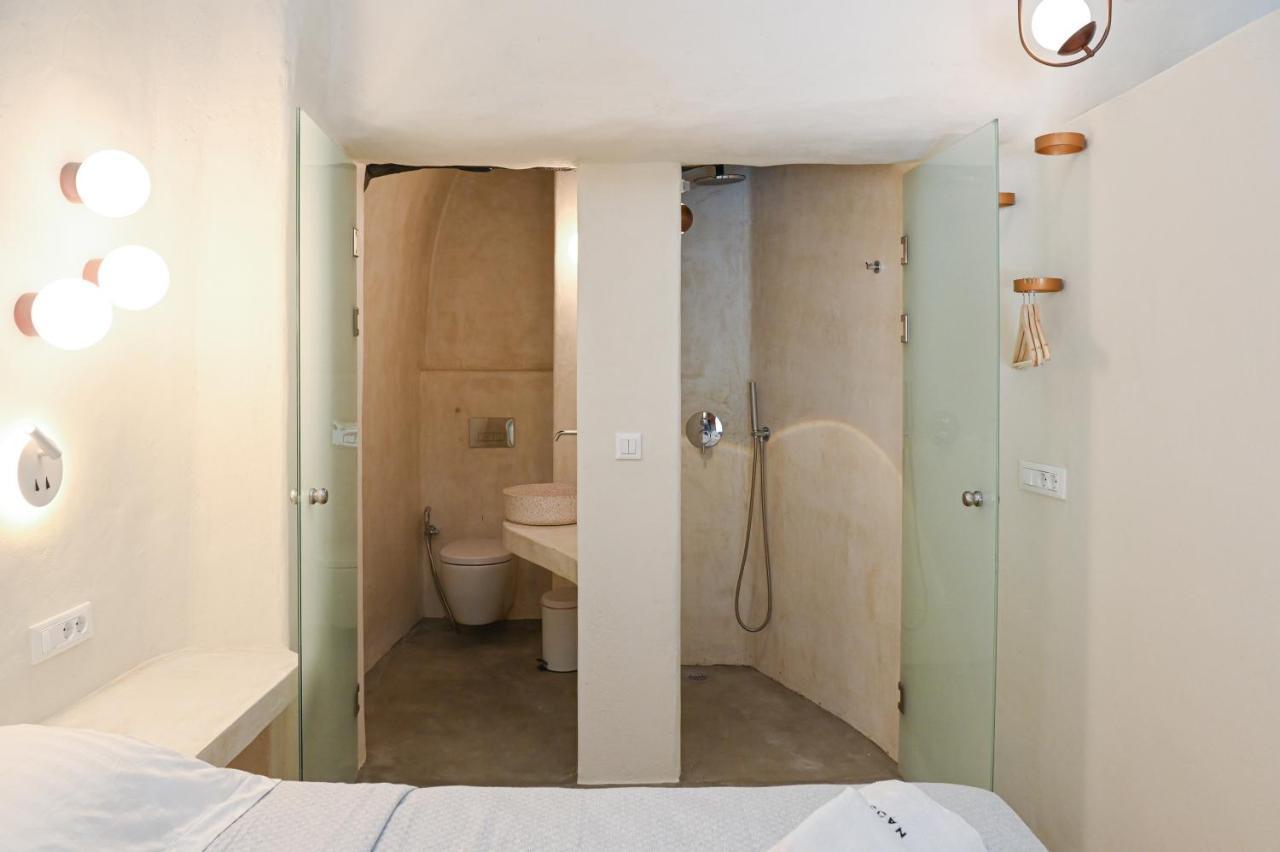 Naos Suites Vóthon Exteriér fotografie